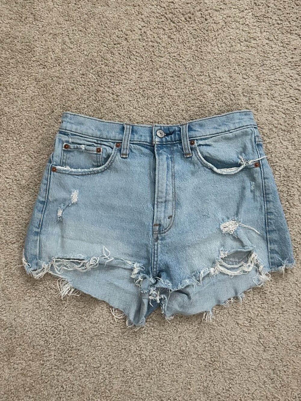 Abercrombie High Rise Mom Short | Size 28